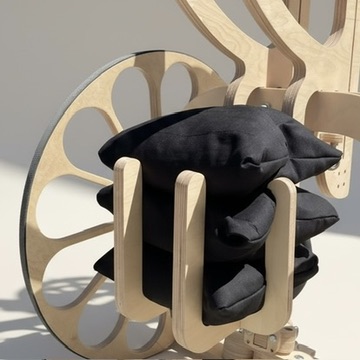 Leonardo: A Wooden Therapy Device That Teaches Children to Walk