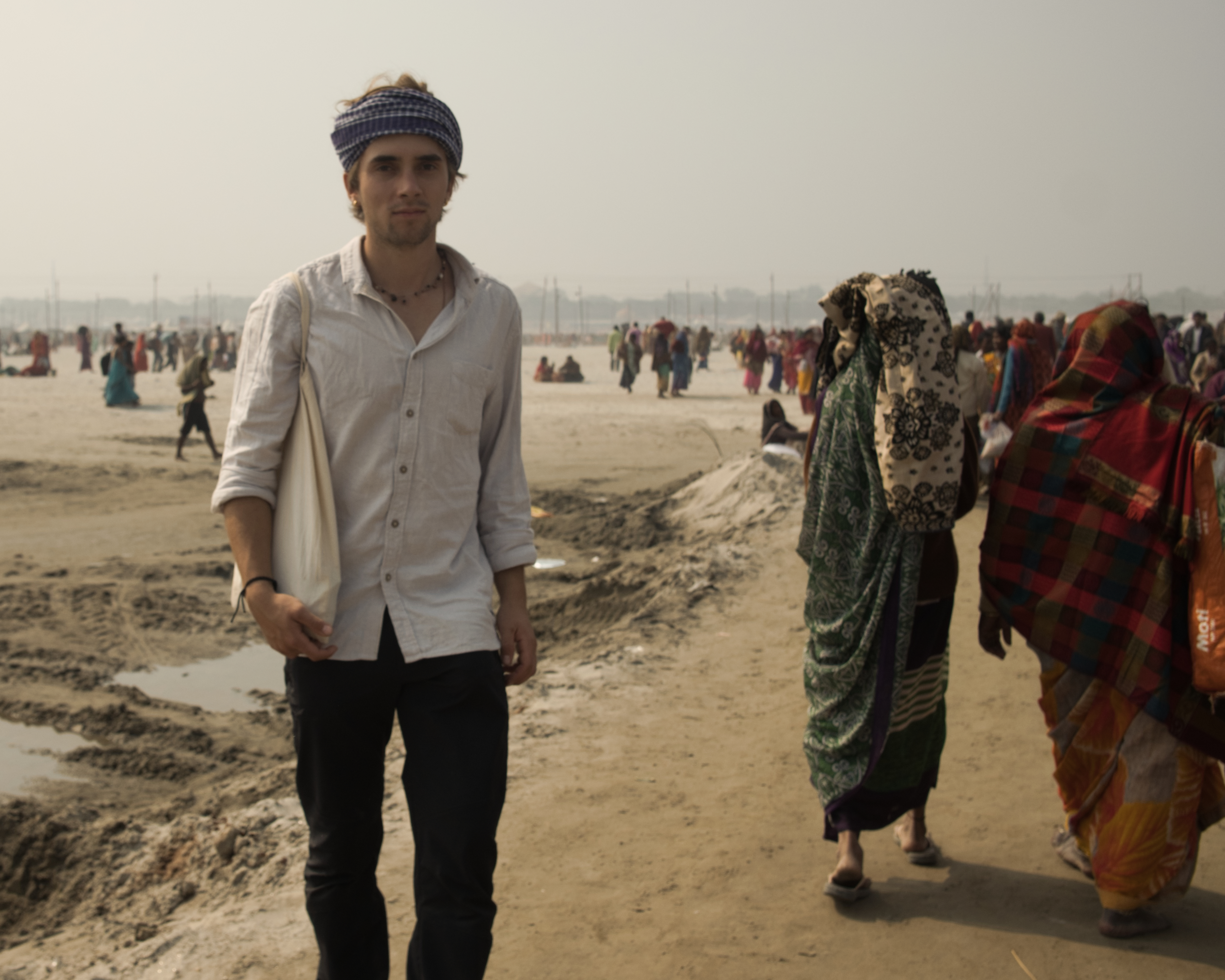 Als Orthopädietechniker arbeitete ich während meines Zivildienst-Auslandeinsatzes in Varanasi, Indien und fertigte dort Prothesen.